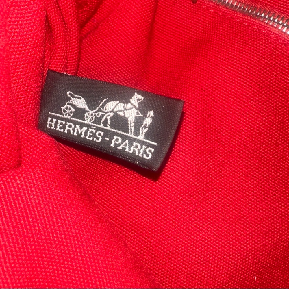 HERMES DEAUVILLE PM Red Canvas Tote Bag LIKE NEW CONDITION. Unisex. 22x30x8(HWD) - Picture 3 of 12